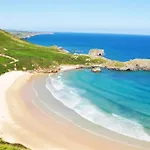 Helen-- Vistas Unicas E Increibles A La Bahia De Suances-- Apartment *