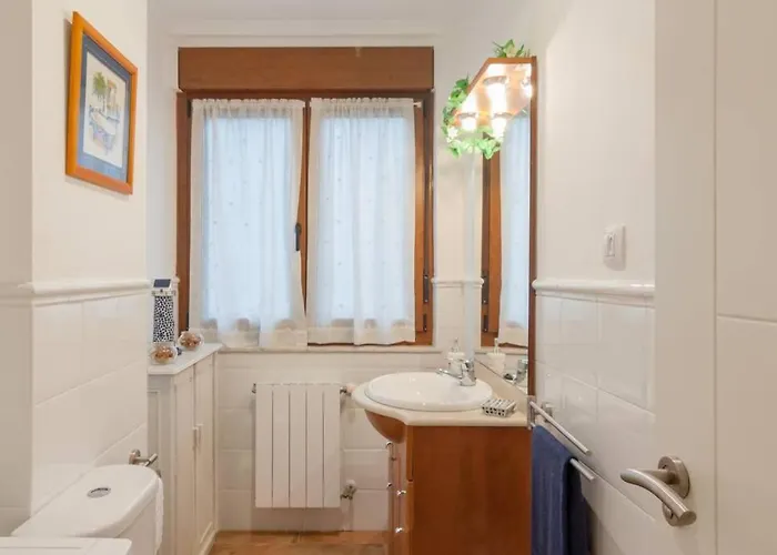 Helen-- Vistas Unicas E Increibles A La Bahia De Suances-- Apartment